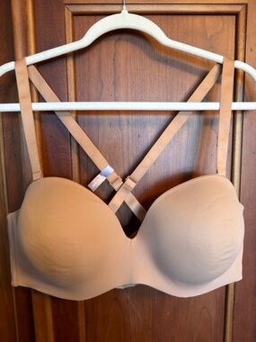 Ambrielle Nude Convertible Strapless Bra with Crisscross Straps